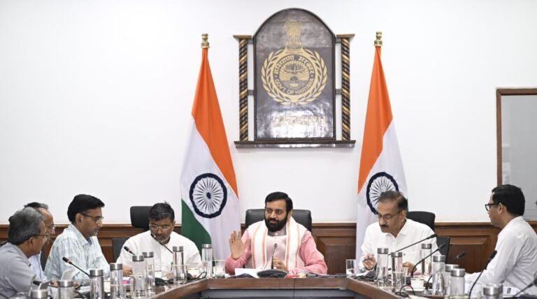 Haryana CM Nayab Singh Saini Directs Full Implementation of NEP, Assures Textbooks in Government Schools by April 15