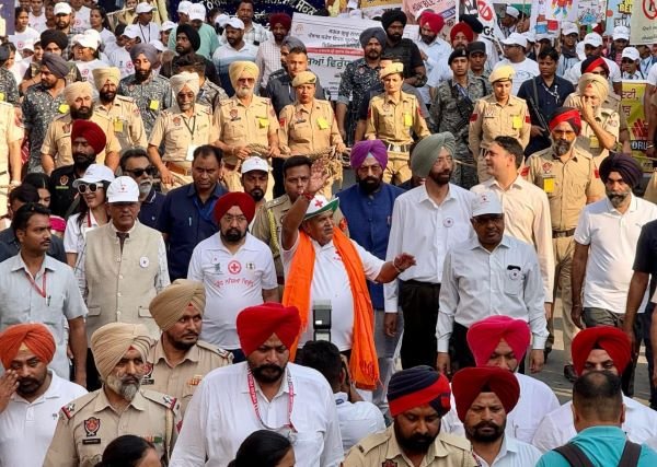 जलियांवाला बाग से गूंजा नशामुक्त पंजाब का संकल्प: राज्यपाल गुलाब चंद कटारिया का जनआंदोलन में बदलता जागरूकता मार्च